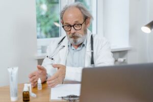 Primary Care vs. Specialist: When Do You Need Both?